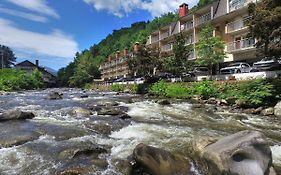 Gatlinburg on The River Hotel